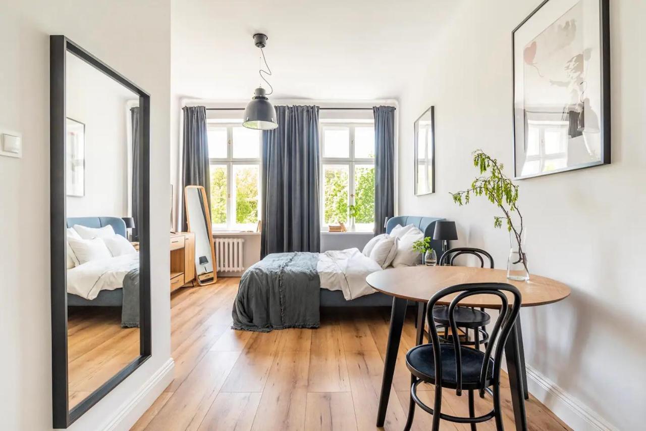 Rozbrat With Park View Apartment