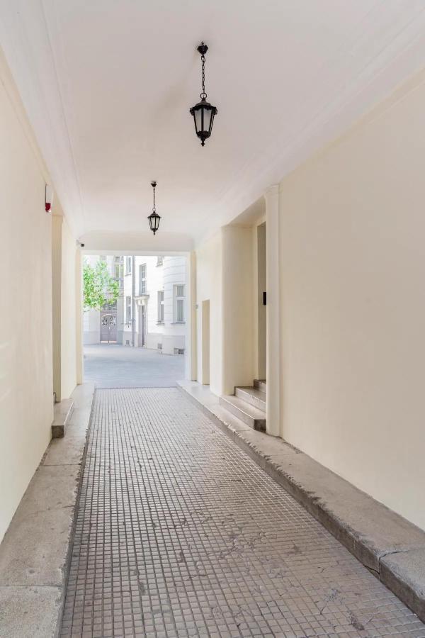 Appartamento Rozbrat With Park View Varsavia